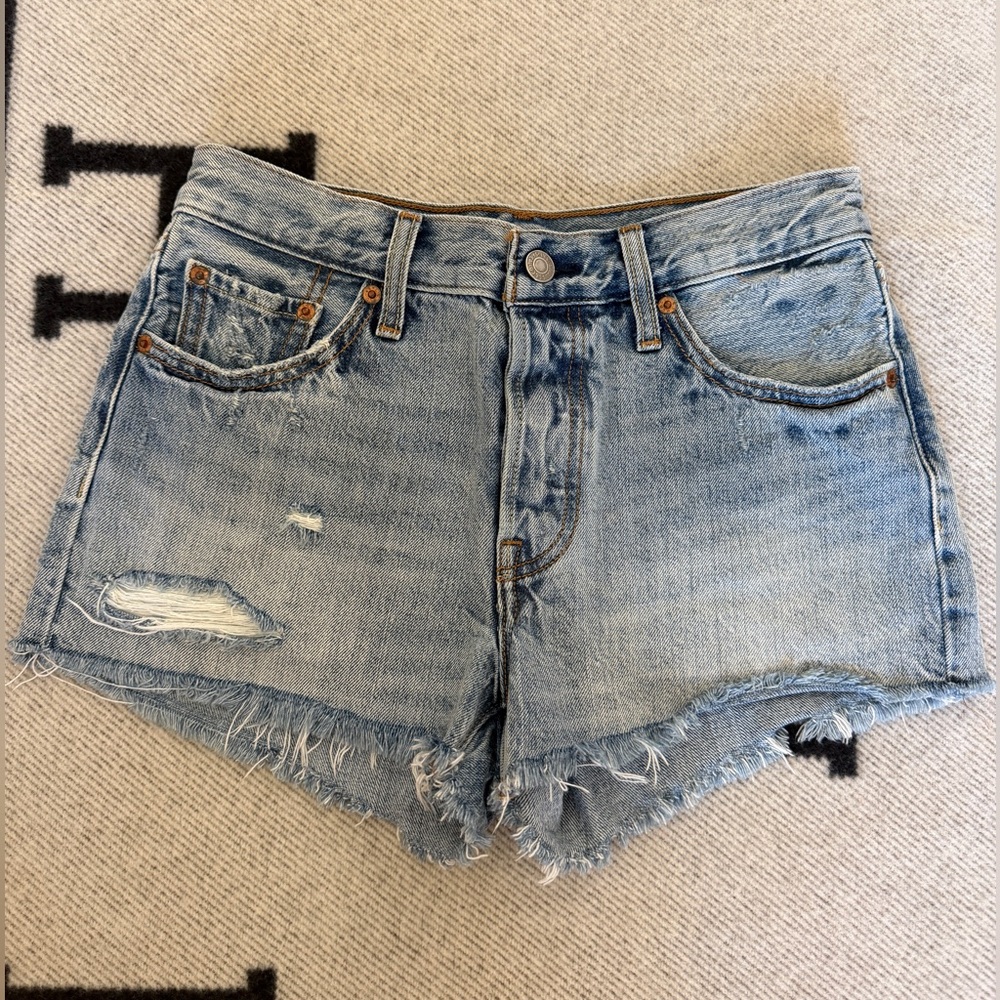 Levi’s Denim shorts